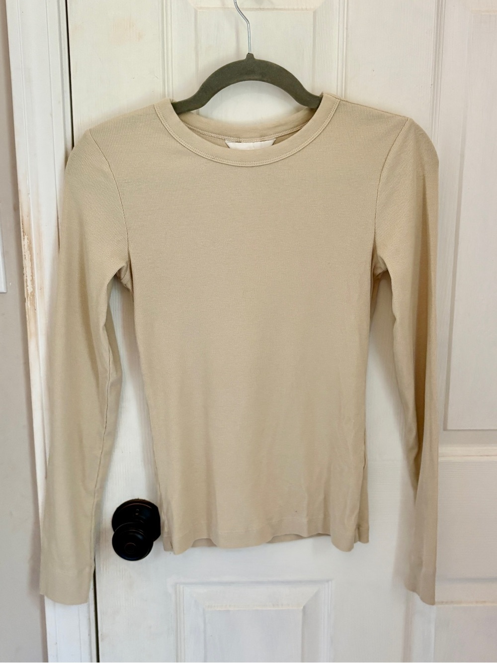 H&M Long Sleeve Crewneck Ribbed Top in Beige